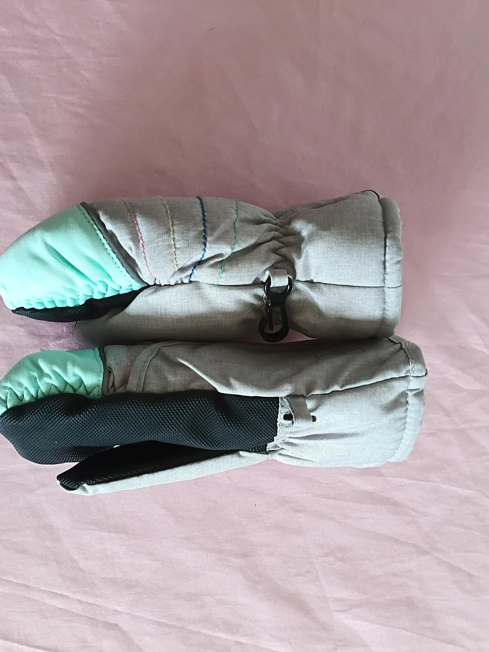 Swiss Tech Kids Mittens - Gray with Mint Toe One Size